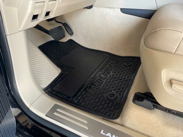 Toyota Land Cruiser 300 Series Interior Floor Mats - Image 10