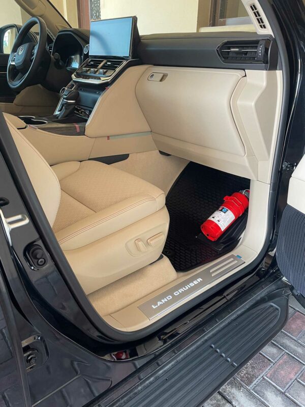 Toyota Land Cruiser 300 Series Interior Floor Mats - Image 4
