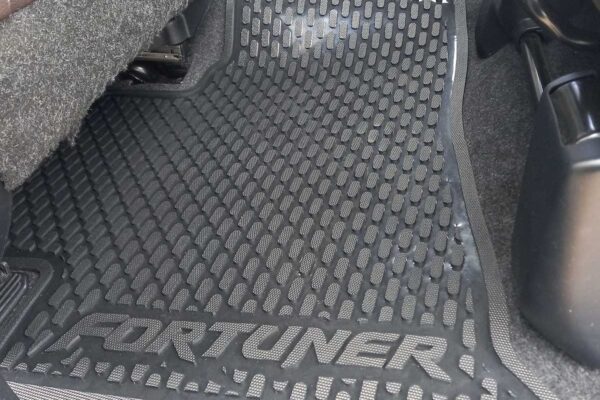 Toyota Fortuner GD6 Full Set - Image 4