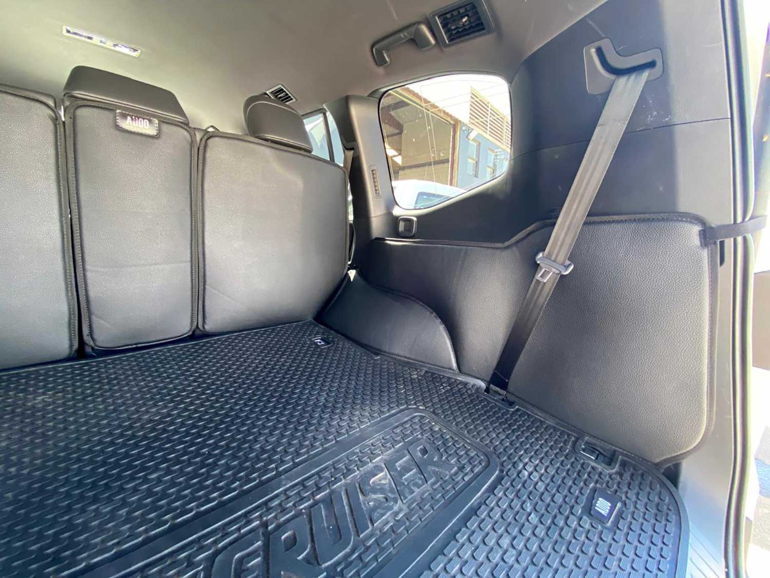 Toyota Land Cruiser 300 Boot Side Wall Protection - Image 4
